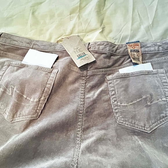 NEW PHOTOS! CORDUROYS, DENIM BOOTCUT, TAN, SIZE WOMEN 26W, STRETCH FABRIC, FLY - Picture 14 of 16
